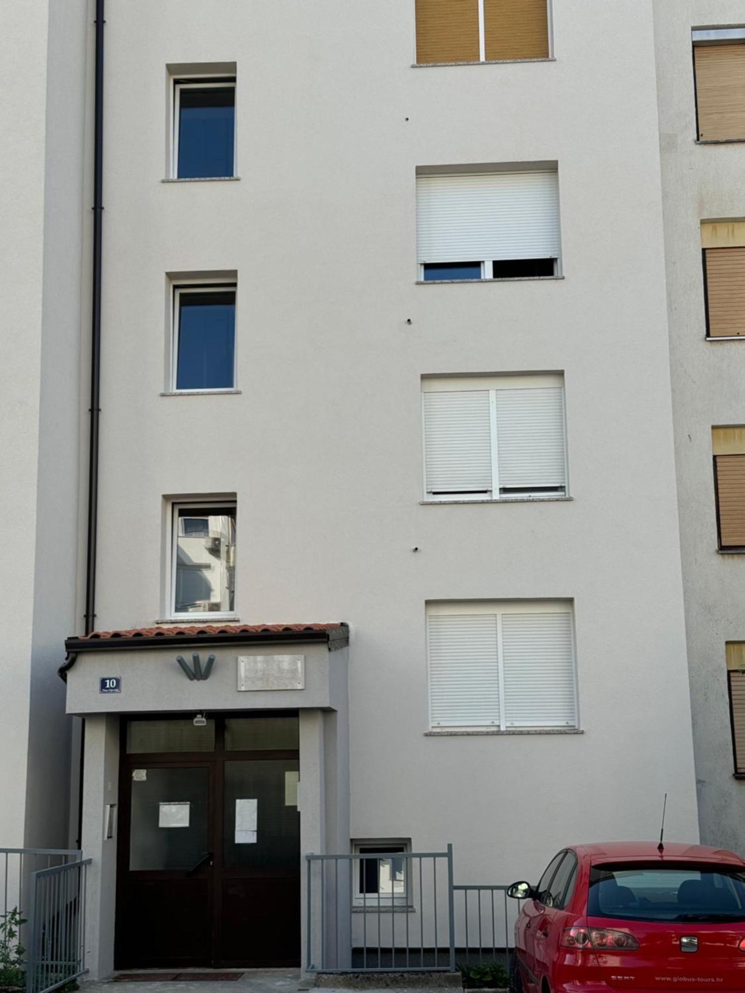 Apartment Tomy غييكا المظهر الخارجي الصورة